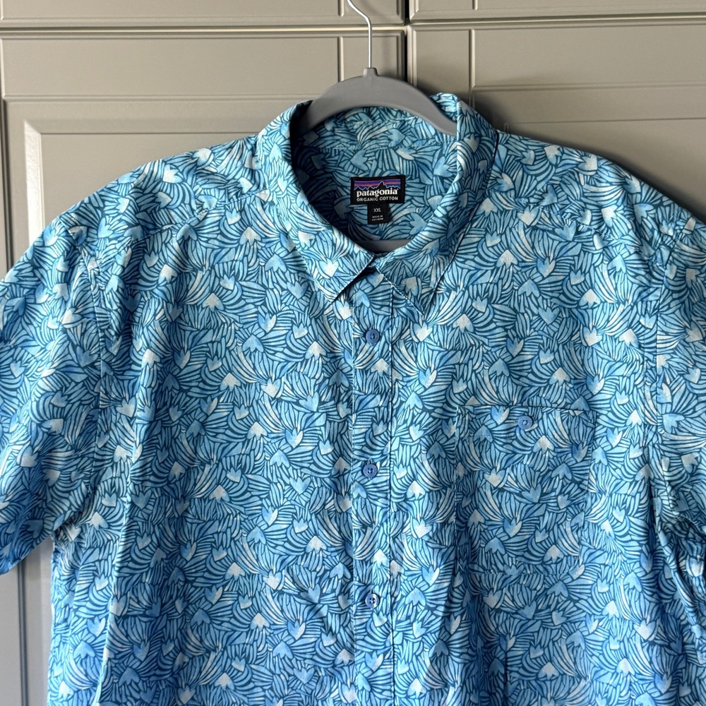 Patagonia Mens Go To Abstract Wave‎ Print Button Up Shirt, Blue, XXL - Picture 3 of 10
